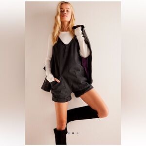Free People NWOT High Roller Shortall Size Large in True North ( Black )